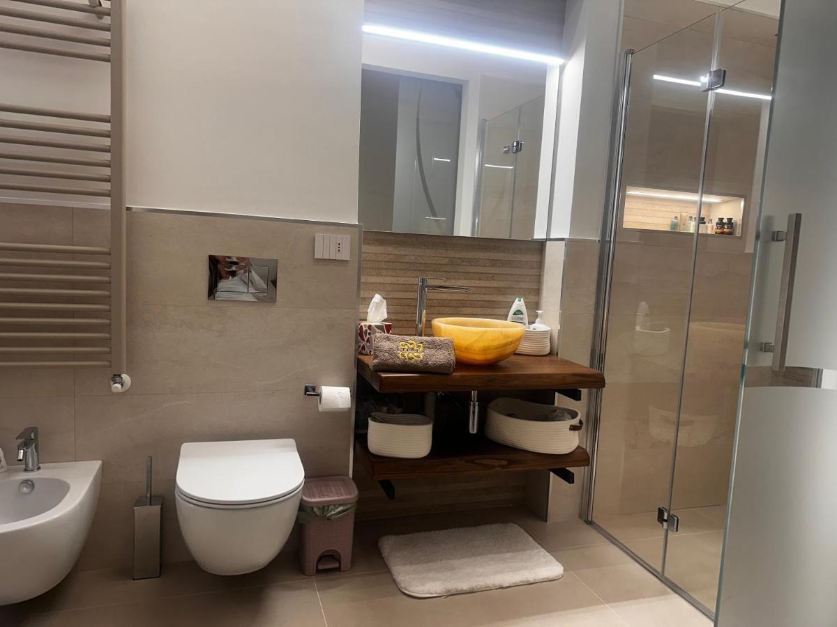 Eterea Casa Vacanza Brindisi Bagian luar foto