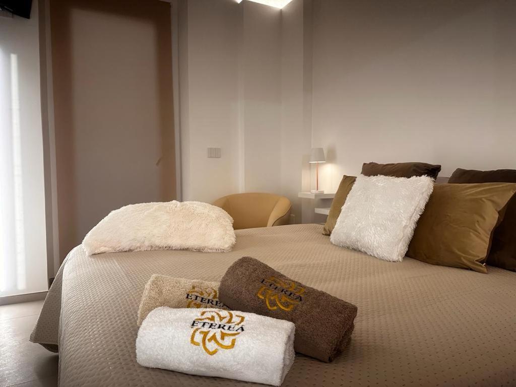 Eterea Casa Vacanza Brindisi Bagian luar foto