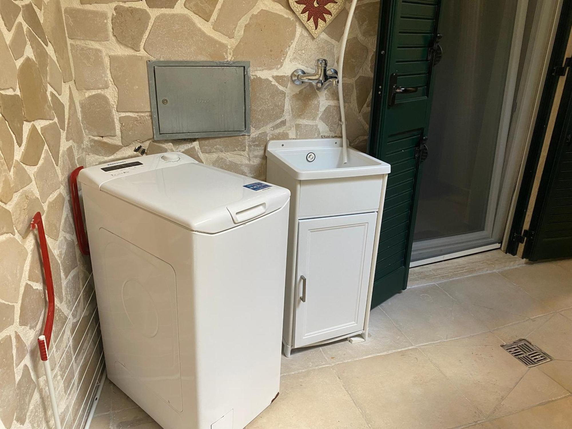 Eterea Casa Vacanza Brindisi Bagian luar foto